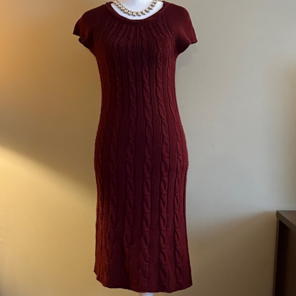 6/$20 Calvin Klein Elegant Burgundy Knit Dress XS - Picture 1 of 8